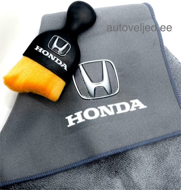 Honda Car Cleaning Soft Brush and microfiber cloth