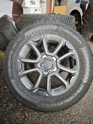 Fiat 500 X Nokian Hakkapeliitta 8 - Image 3