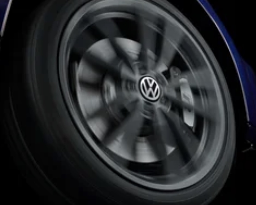 Volkswagen Floating Center Caps - Image 3