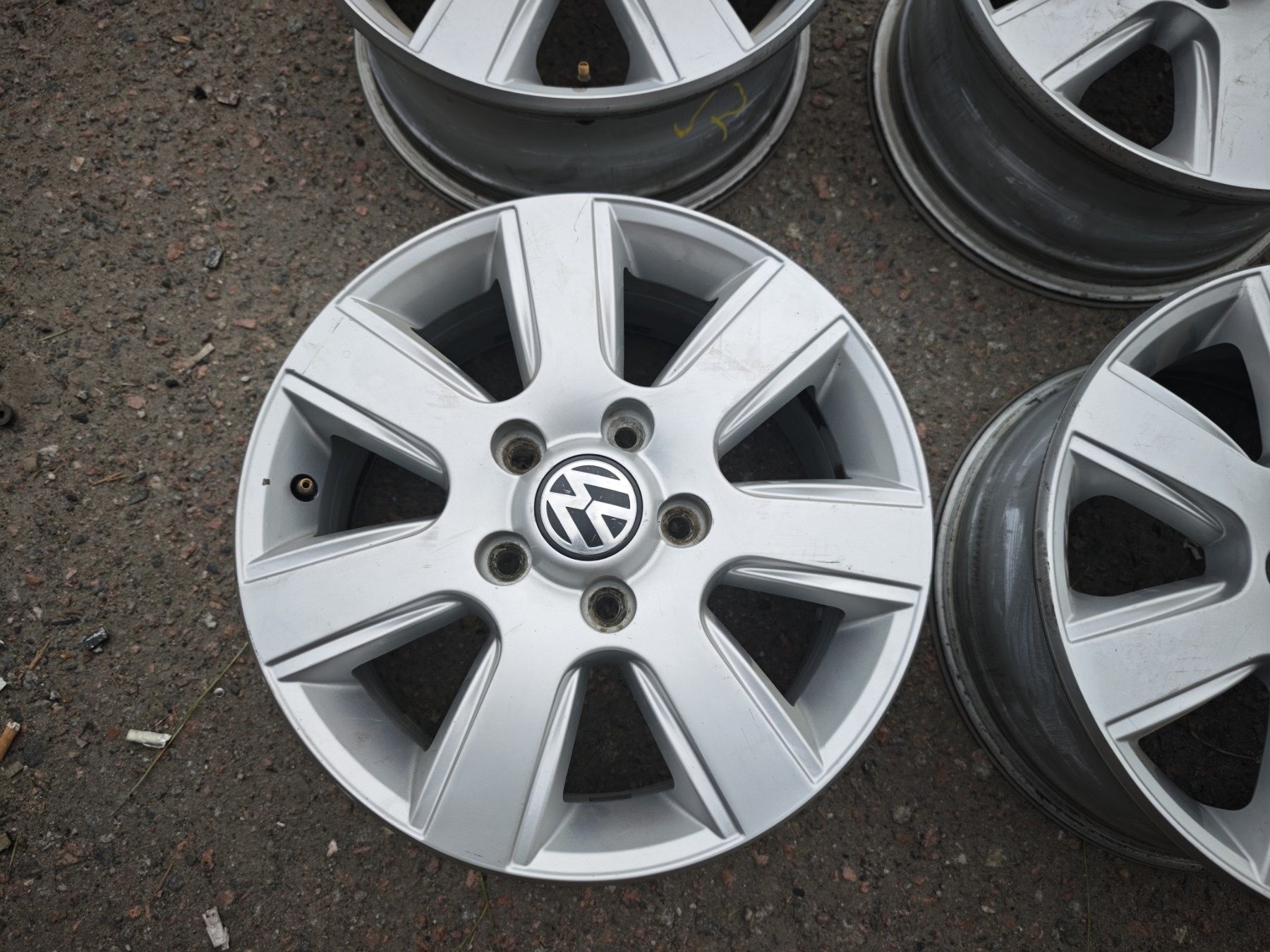VW T5 / T6 Originaal - Image 2